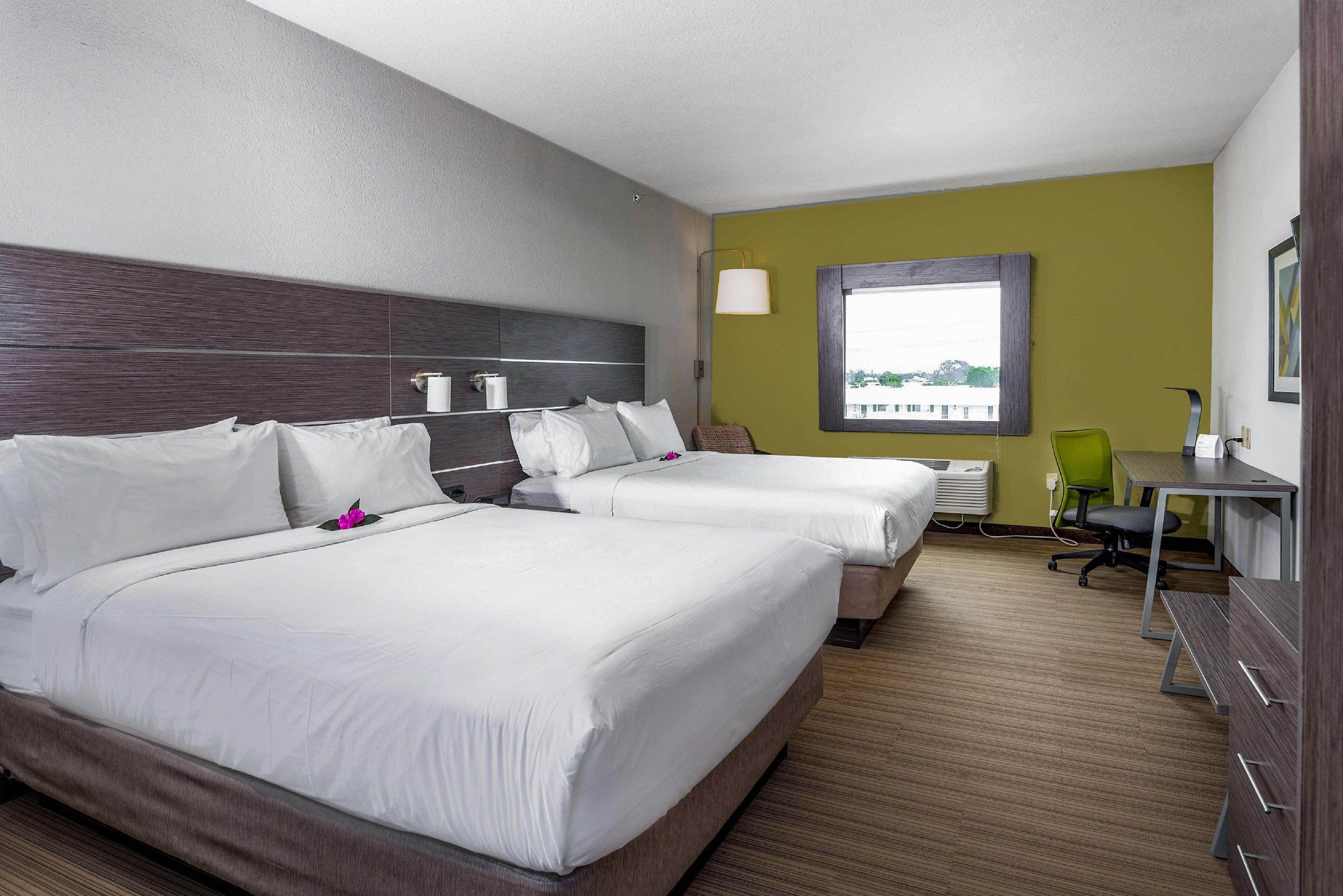 Holiday Inn Express & Suites Boynton Beach West By Ihg Exterior photo