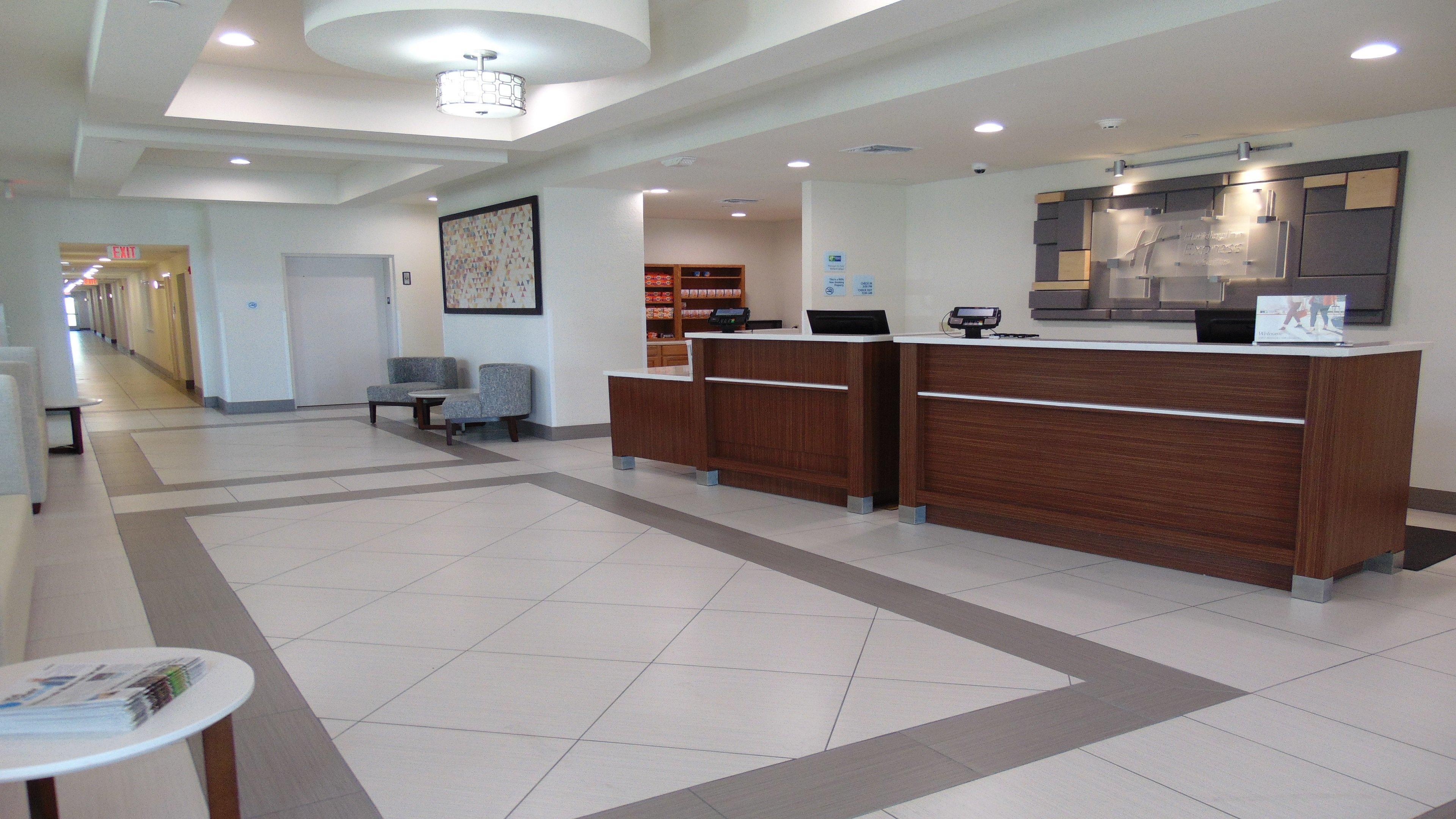 Holiday Inn Express & Suites Boynton Beach West By Ihg Exterior photo