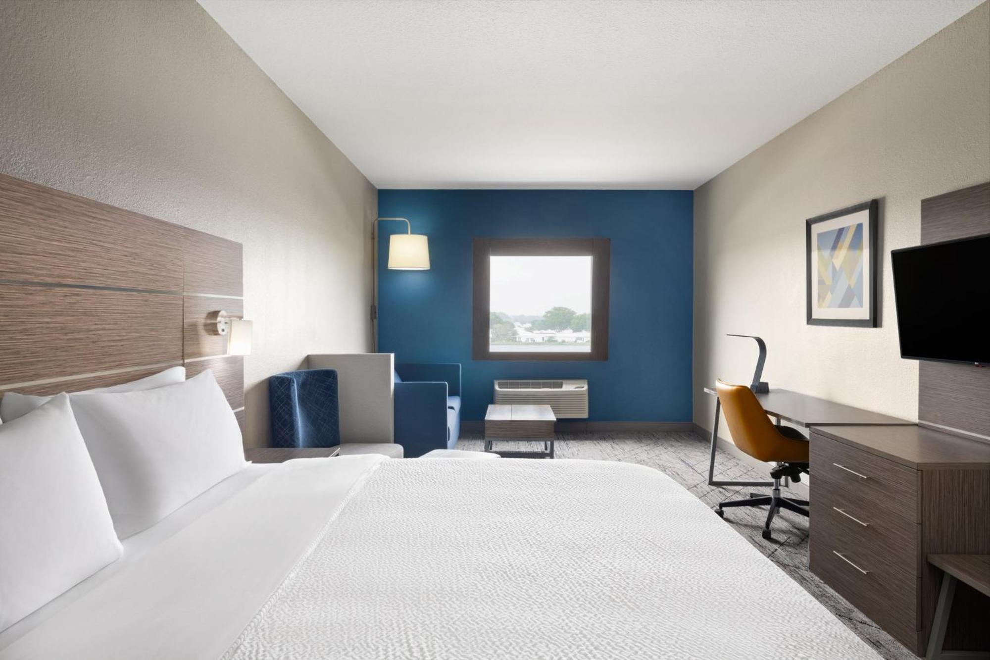 Holiday Inn Express & Suites Boynton Beach West By Ihg Exterior photo